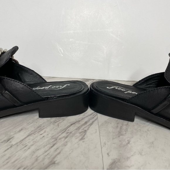 New! Free People Vida Black Leather Mule 10 - Picture 8 of 13